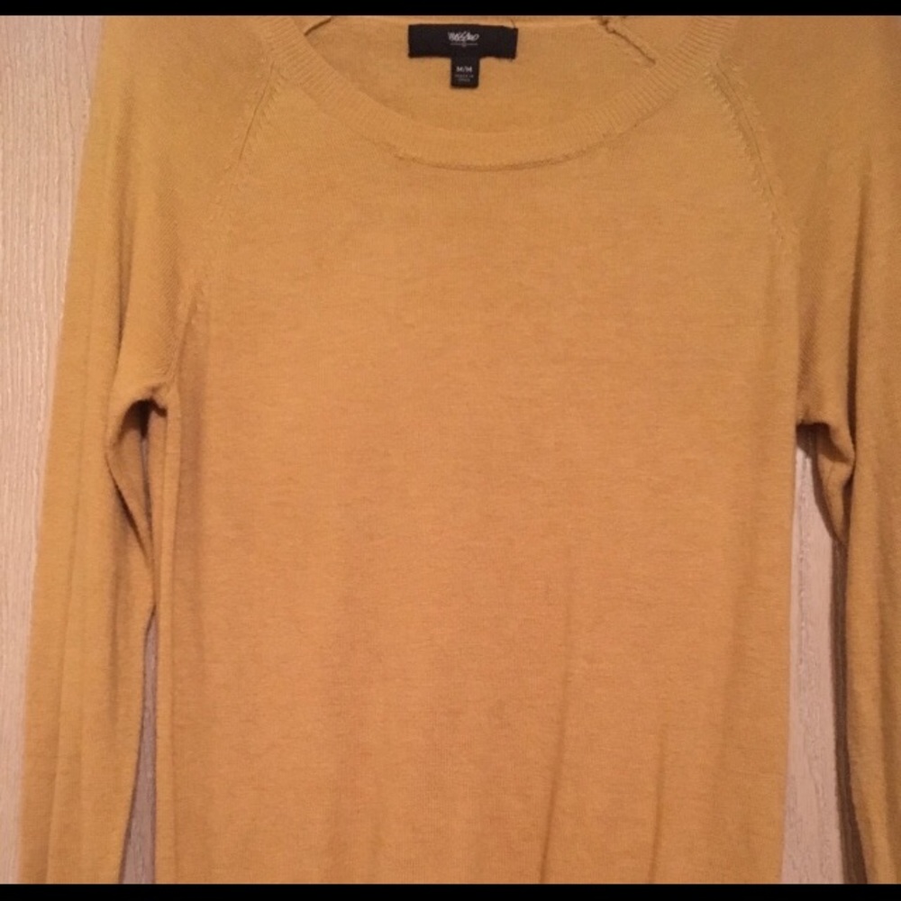 Mossimo yellow sweater